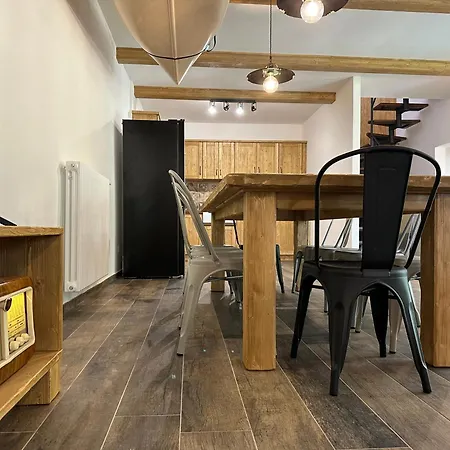 Esplora Lake House Couette-café Barrea