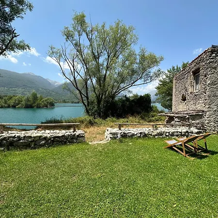 Esplora Lake House Nocleg ze śniadaniem Barrea