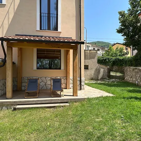 Esplora Lake House Nocleg ze śniadaniem