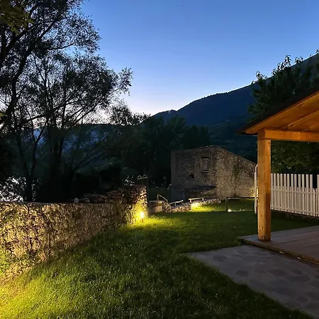 Couette-café Esplora Lake House Barrea