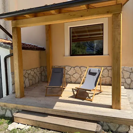 Esplora Lake House *