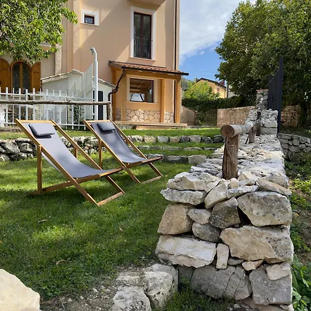 Esplora Lake House