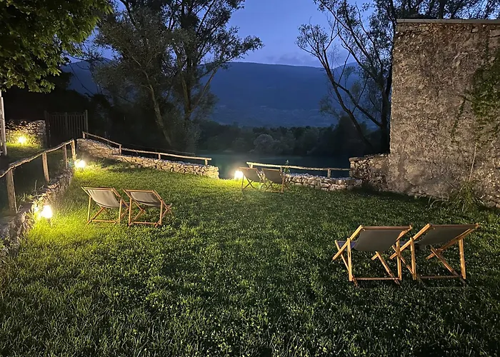 ベッド・アンド・ブレックファスト Esplora Lake House バッレーア