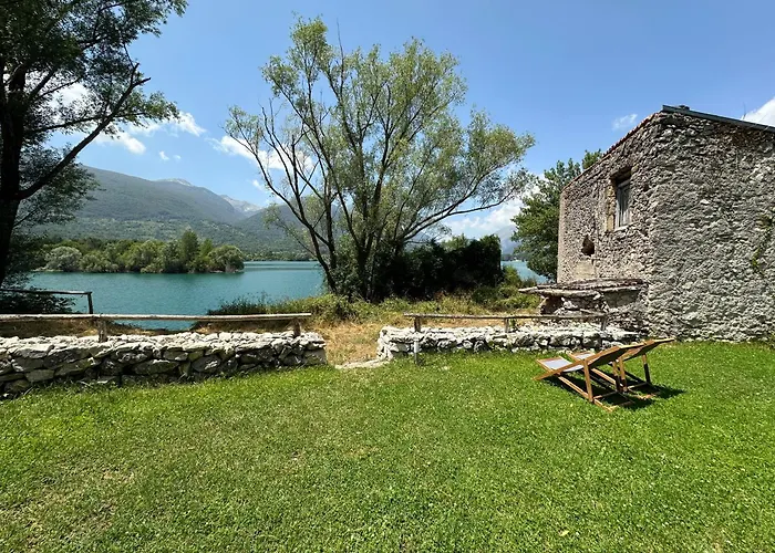 Esplora Lake House ベッド・アンド・ブレックファスト バッレーア