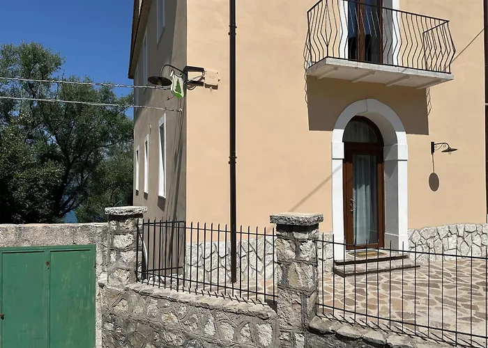 Esplora Lake House Barrea