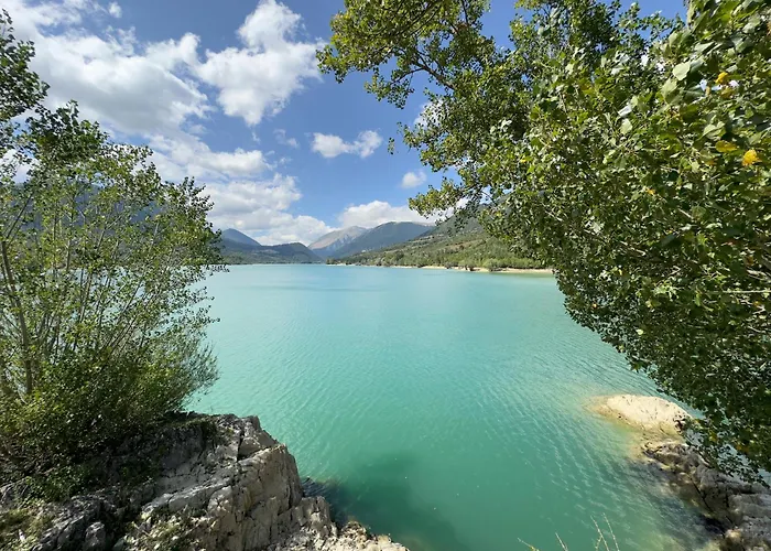 Esplora Lake House *